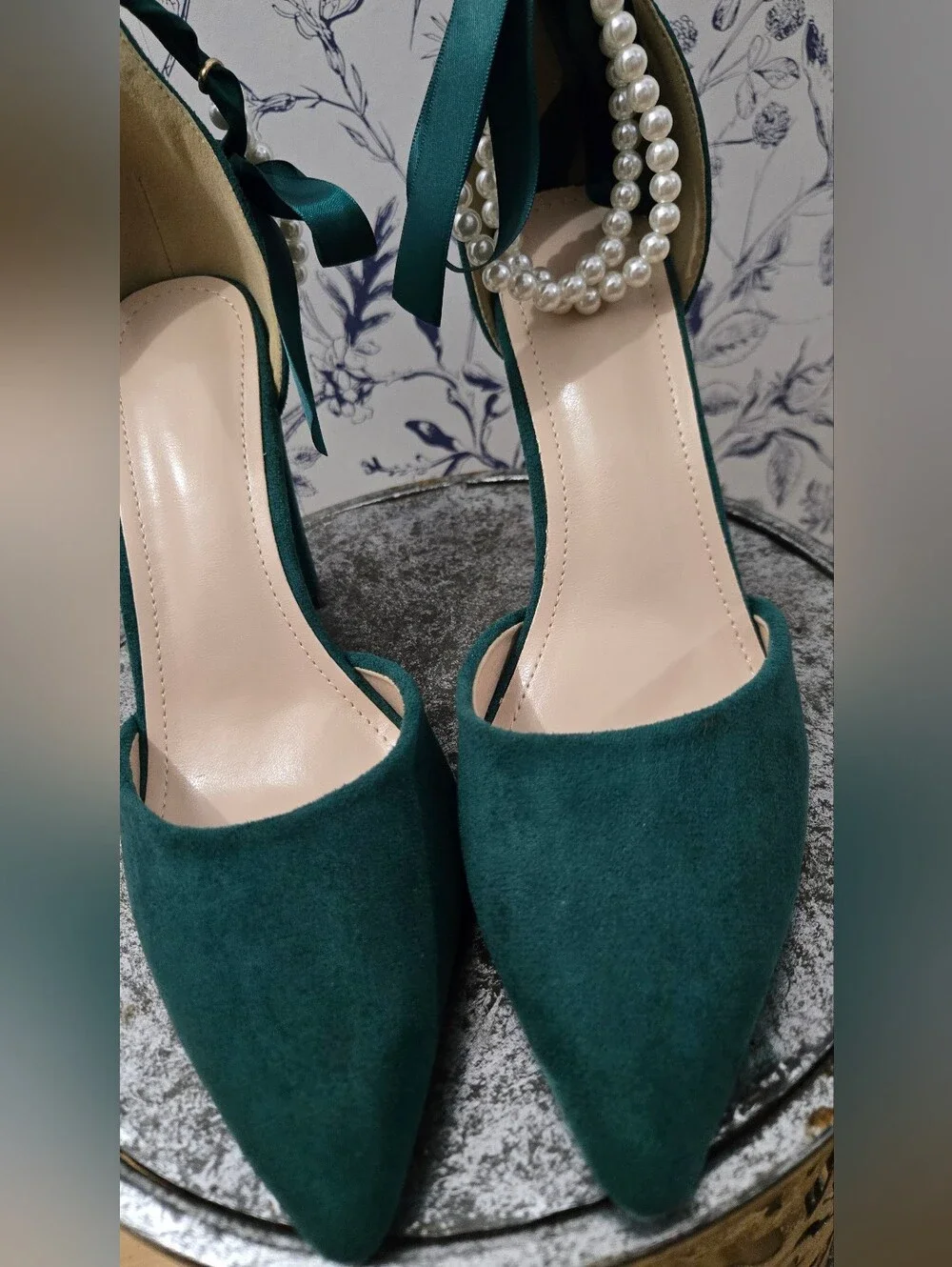 Emerald Green Women’s Pointed Toe Ankle Tie Heels with Pearl Accent